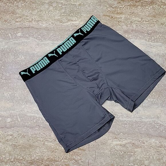 PUMA MENS COMPRESSION SHORTS  POLY/ SPANDEX SIZE MEDIUM - Picture 1 of 4